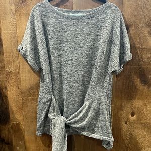 Tie front gray tshirt